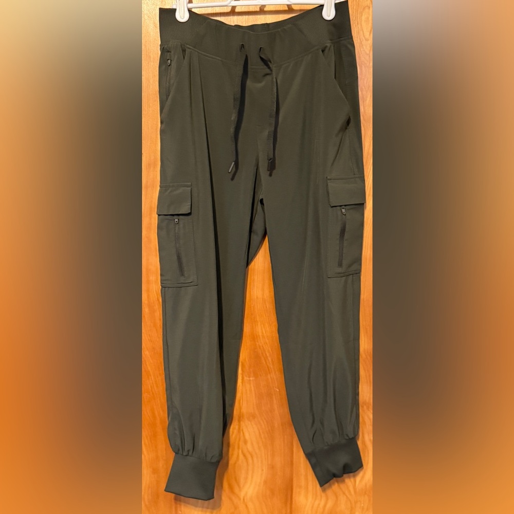 all in motion Olive Cargo Jogger Pants with Zip Pockets